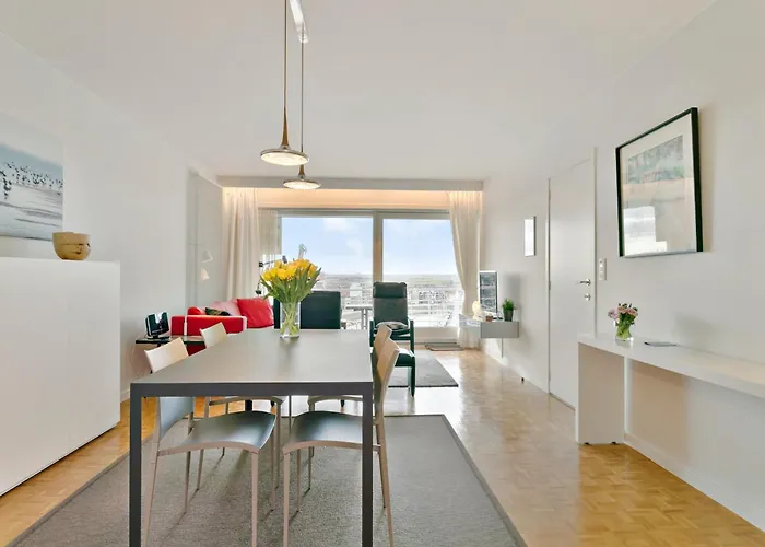 Flat In With Marina Views 아파트