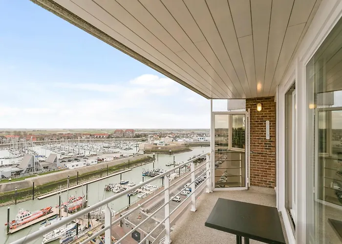 Flat In With Marina Views 블랑켄베르크