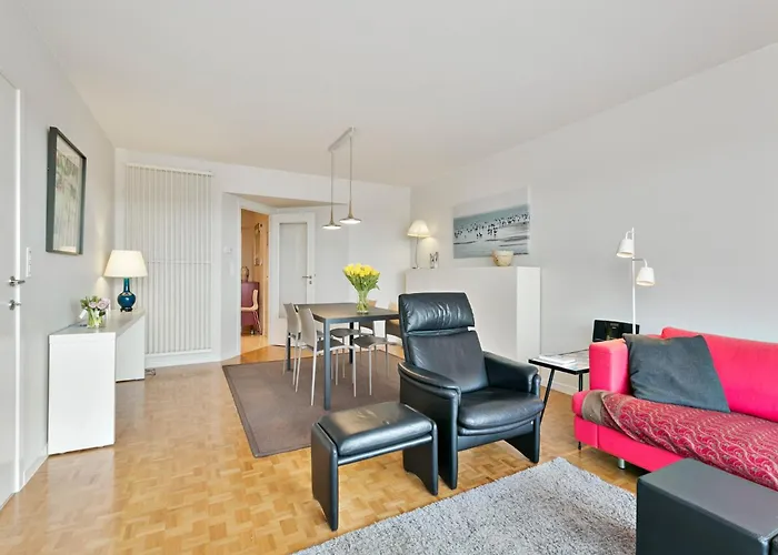 Flat In With Marina Views